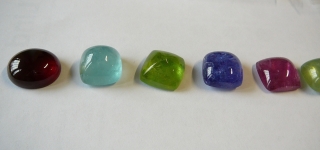 Cabochons für Schmuckstücke